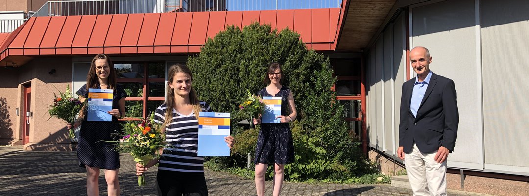 Betriebswirte, Beste Absolventen 2020.jpg